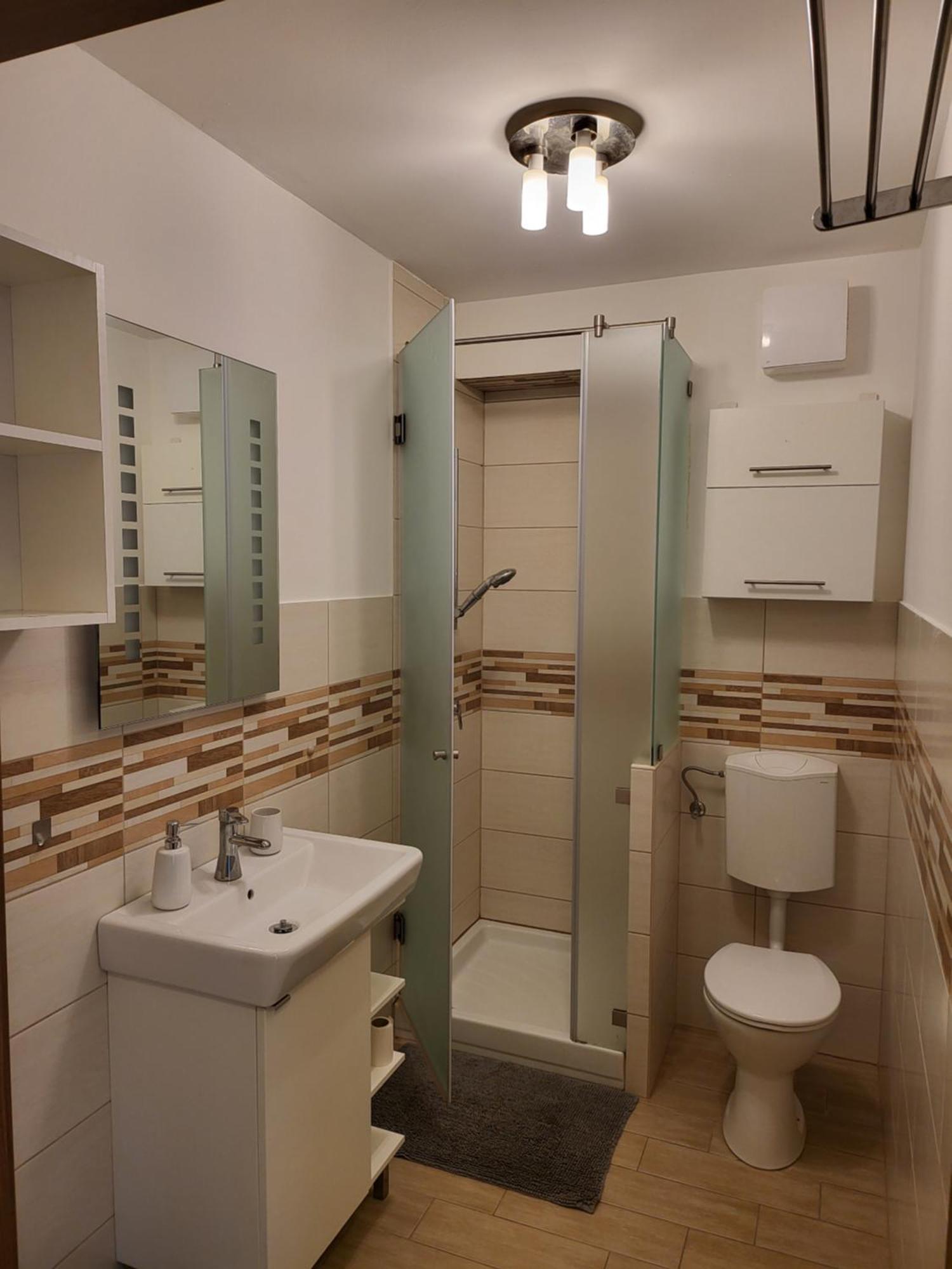 Triangol Apartman: Fuerdo, Belvaros, Egyetem Győr Eksteriør billede